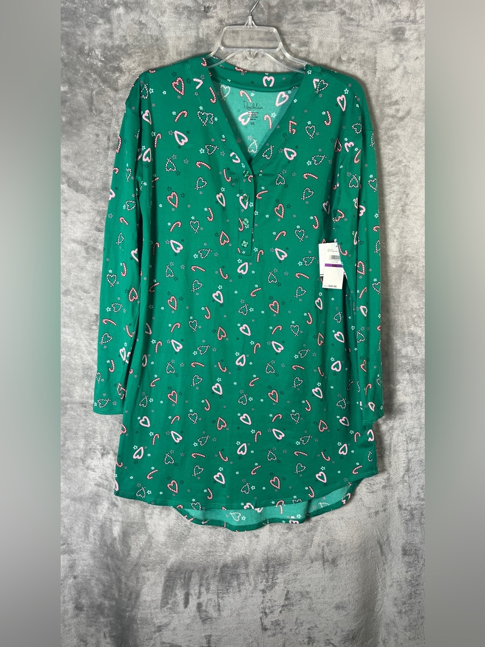 Green Heart-Print V-Neck Tunic Top by Cuddl Duds